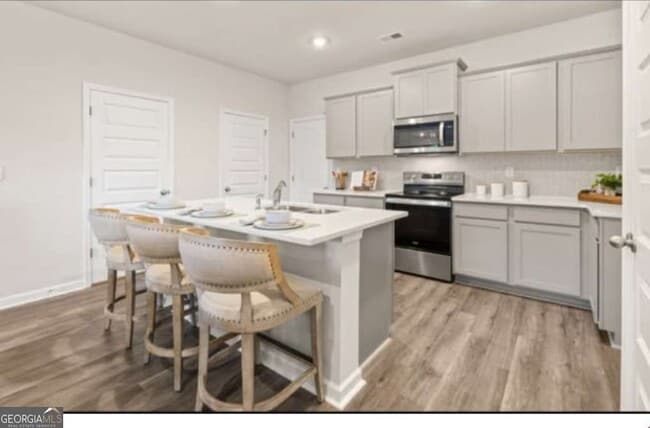 Photo - 6741 Leigh St