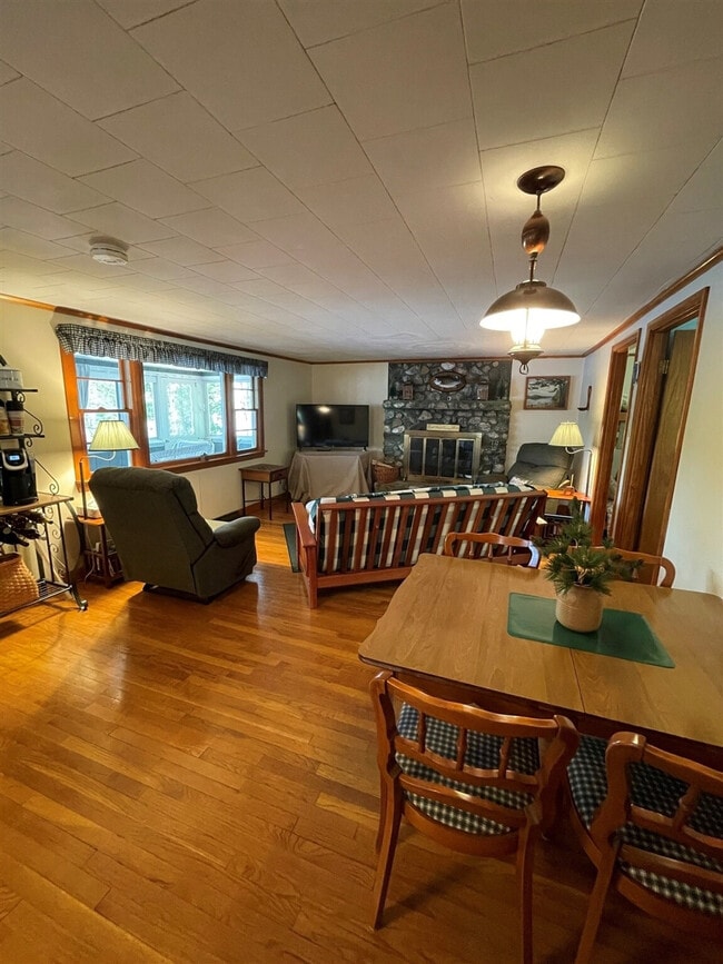 Building Photo - 94 Harbor Rd Rental