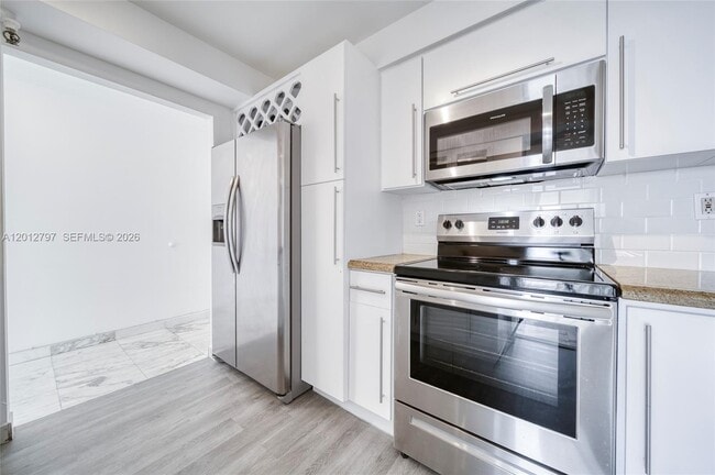 Photo - 7933 West Dr Unit 817