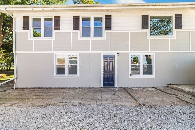 Photo - 181 SE State Rte 13