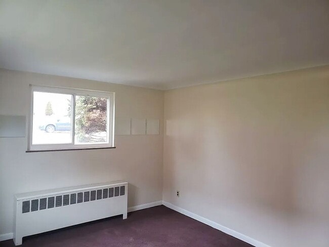 Photo - 7598 Boleyn Dr Unit 4