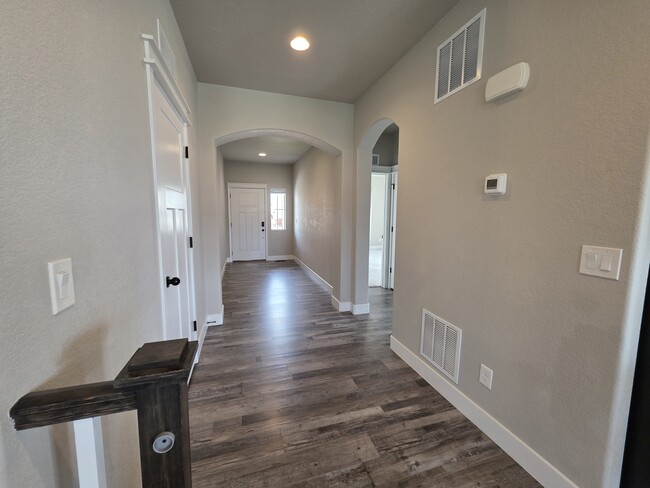 Photo - 9744 Picket Fence Way