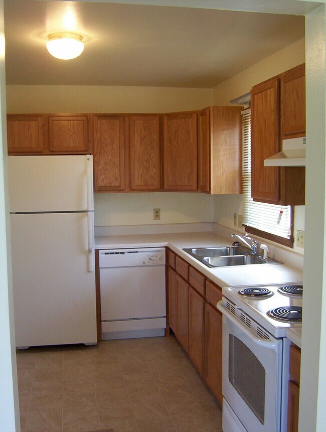 Photo - 2212 Melrose Ave