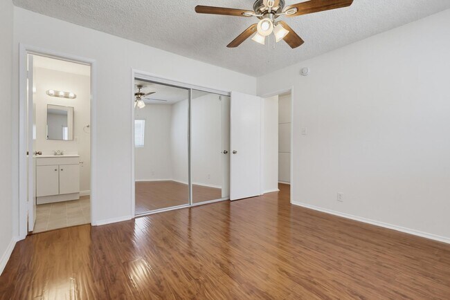 Photo - 6113 8th Ave