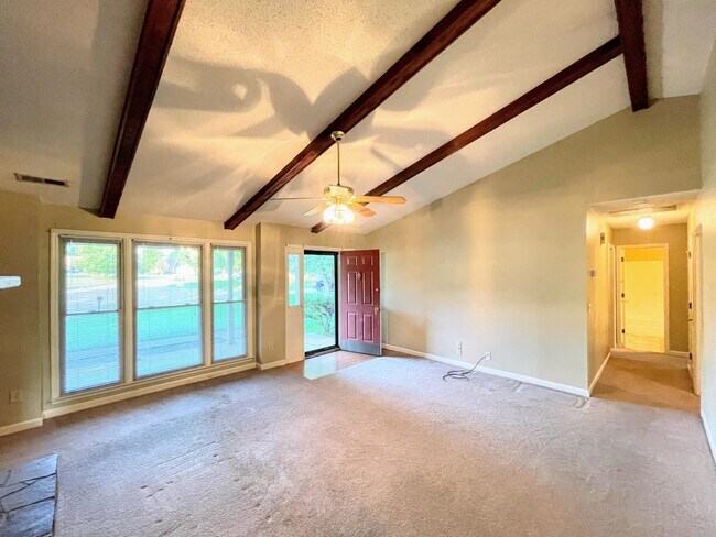 Photo - 104 Shaverlee Ct