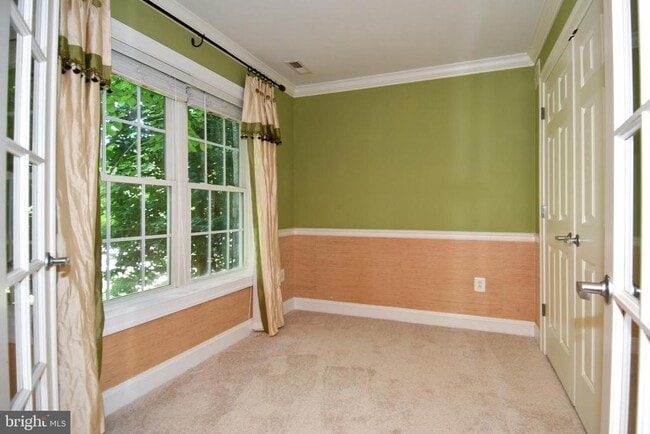 Photo - 589 Cedar Spring St