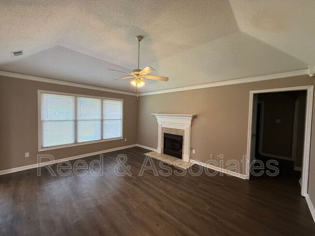 Photo - 4362 Zachary St