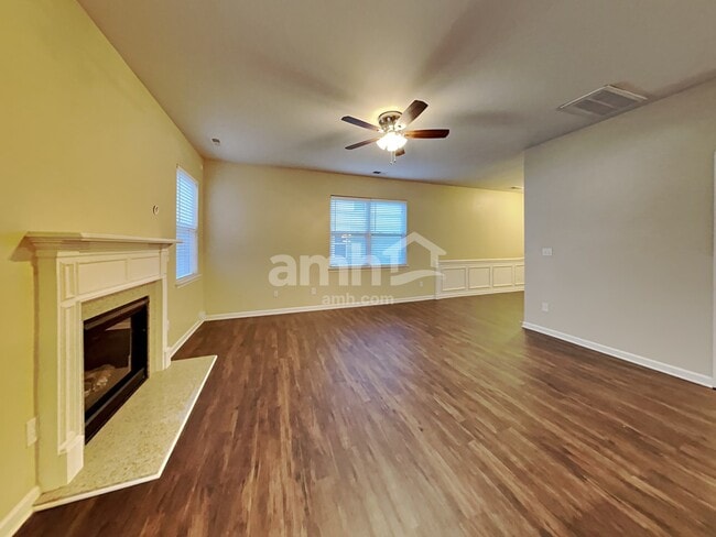 Photo - 14910 Green River Dr