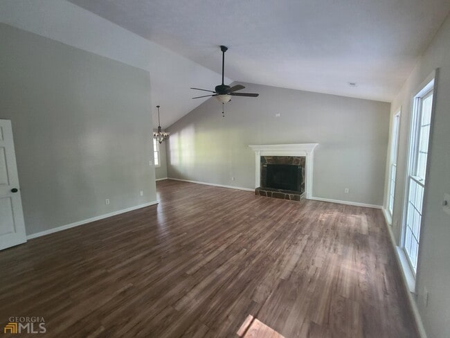 Photo - 127 Welcome Wood Dr