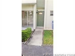 838 Crystal Lake Dr