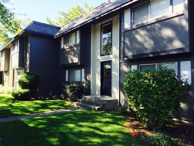 Glenmoor Green II