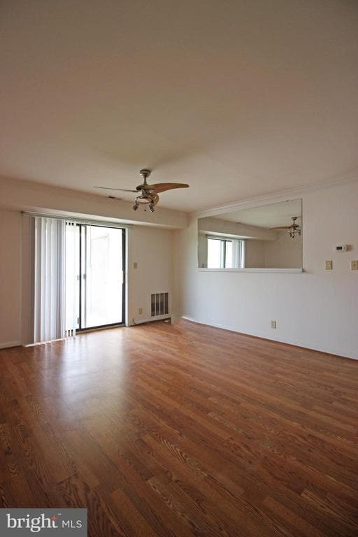 Photo - 102 Chesterfield Ln Unidad 203