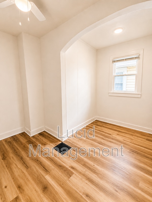 Photo - 536 W Evelyn Ave