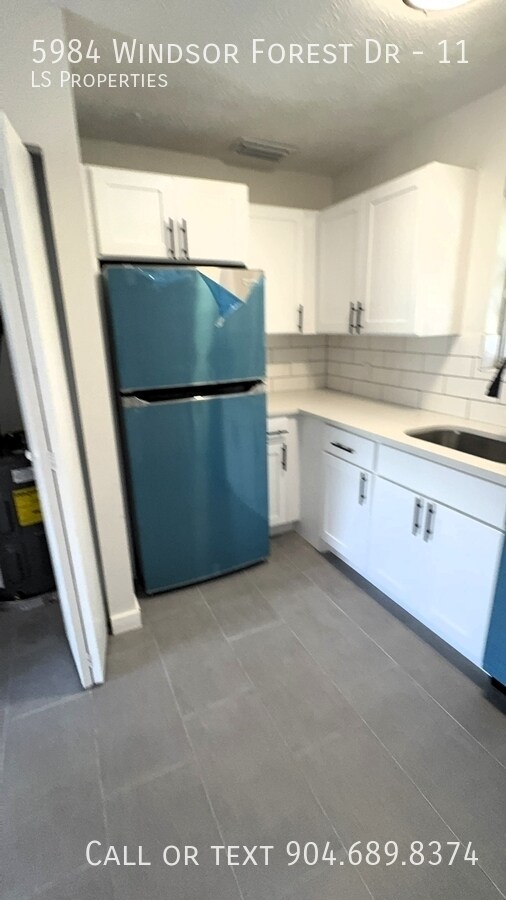Photo - 5984 Windsor Forest Dr Unidad 11