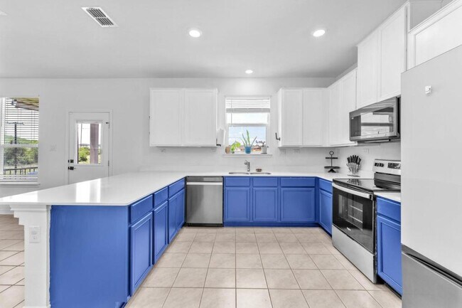 Photo - 15836 Selene View