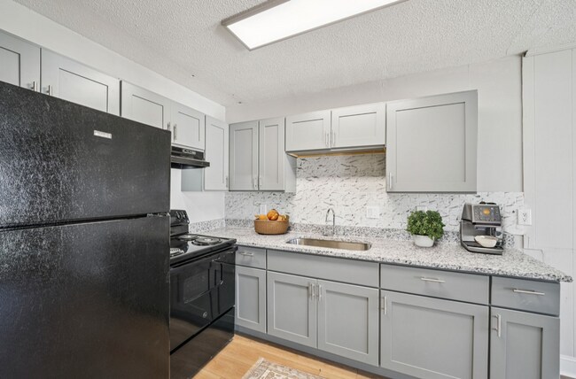 Photo - Dogwood Lane Apartments