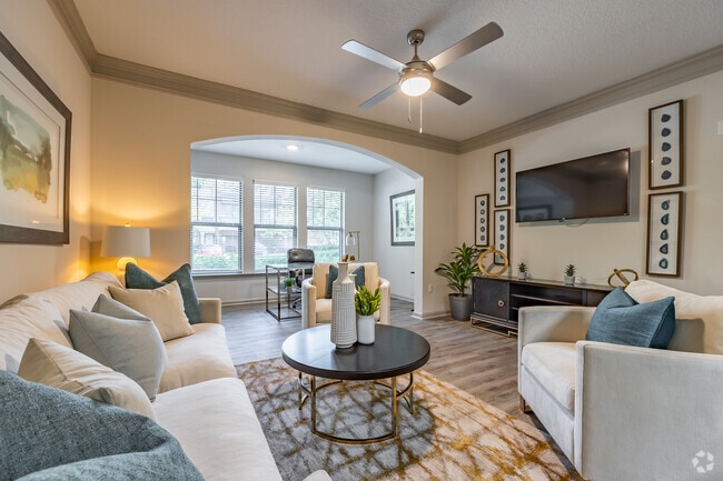 Interior Photo - LANDING SQUARE