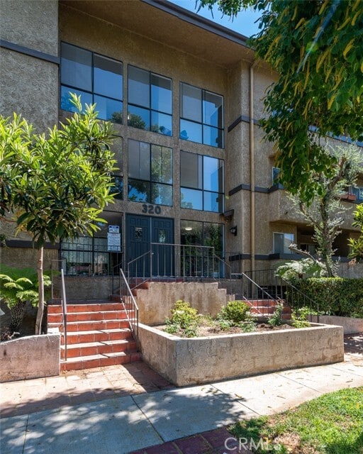 Photo - 320 E Stocker St Unit 318