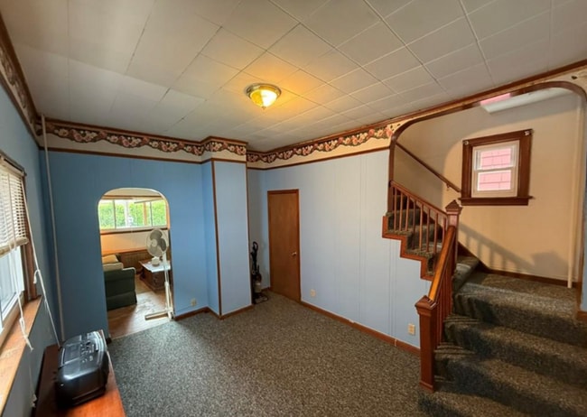 Photo - 213 Stone St