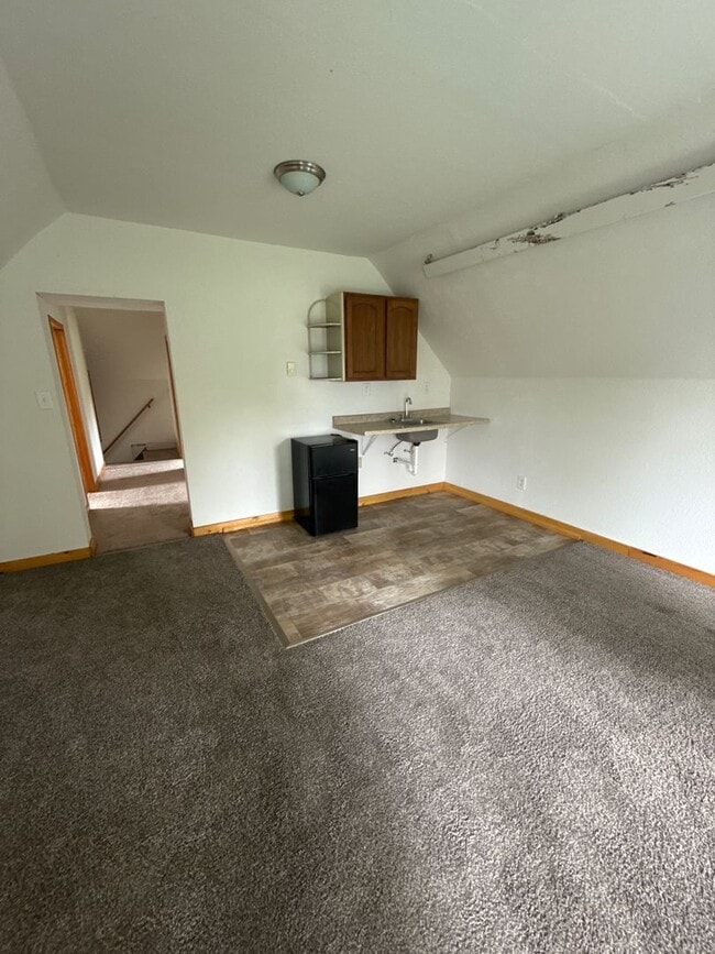 Photo - 209 Main St Unit Upper