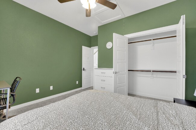 Photo - 2113 Paxton Way