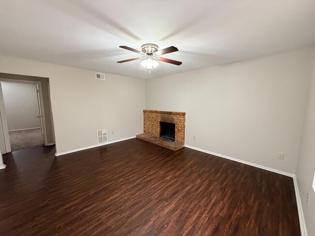 Photo - 3302 Salisbury Ave Unidad B