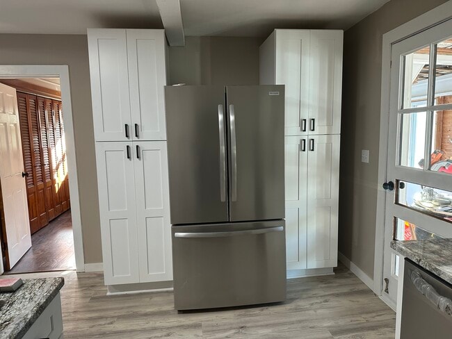 New appliances - 69 Monroe St Unit Monroe first floor