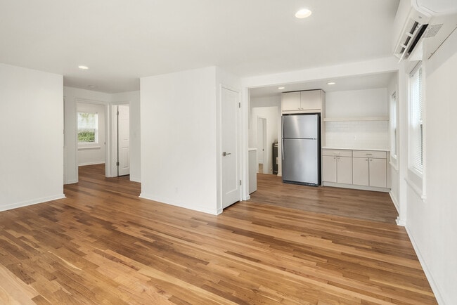 Photo - 4732 45th Ave S