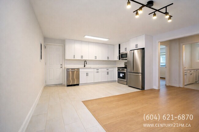 Photo - 32483 Abercrombie Pl