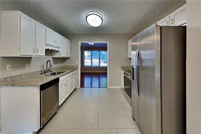 Photo - 300 Austin Dr