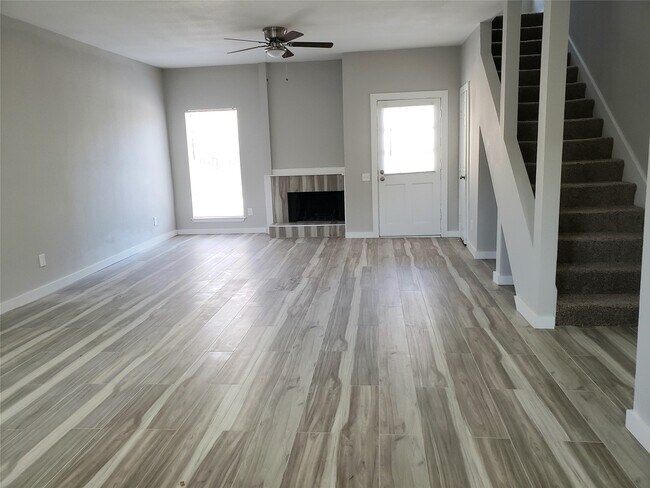 Photo - 11710 Southlake Dr Unit 29