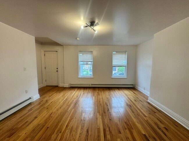 Photo - 146 Webster Ave Unit 2