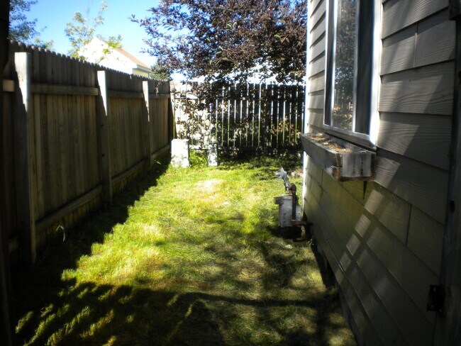 Photo - 403 Prairie Ave