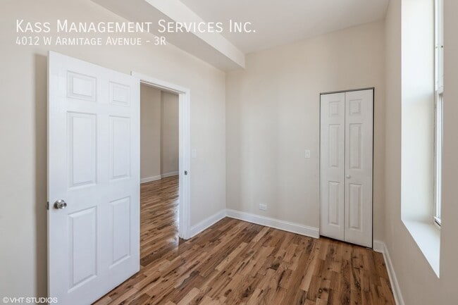 Photo - 4012 W Armitage Ave Unidad 3R