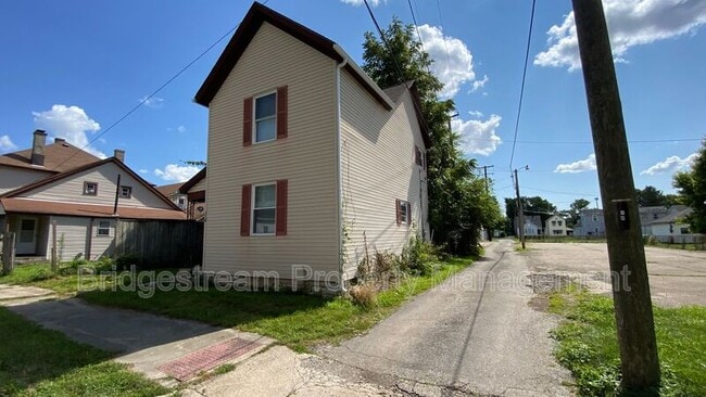 Photo - 14 Nassau St