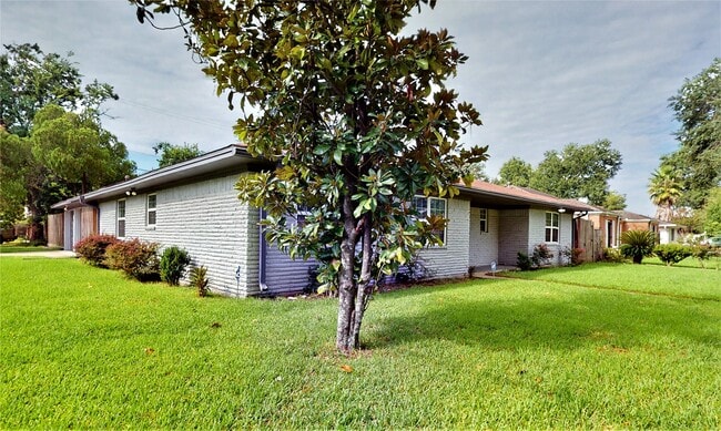 Photo - 4803 Sanford Rd