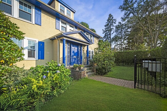 Photo - 196 Atlantic Ave Townhome