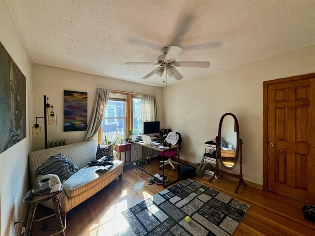 Photo - 133 Princeton St Unit 1