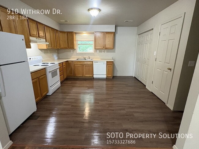 Photo - 910 Withrow Dr