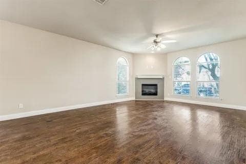 6833 Cortona Ln