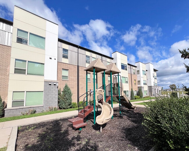 Photo - Sunwood Village