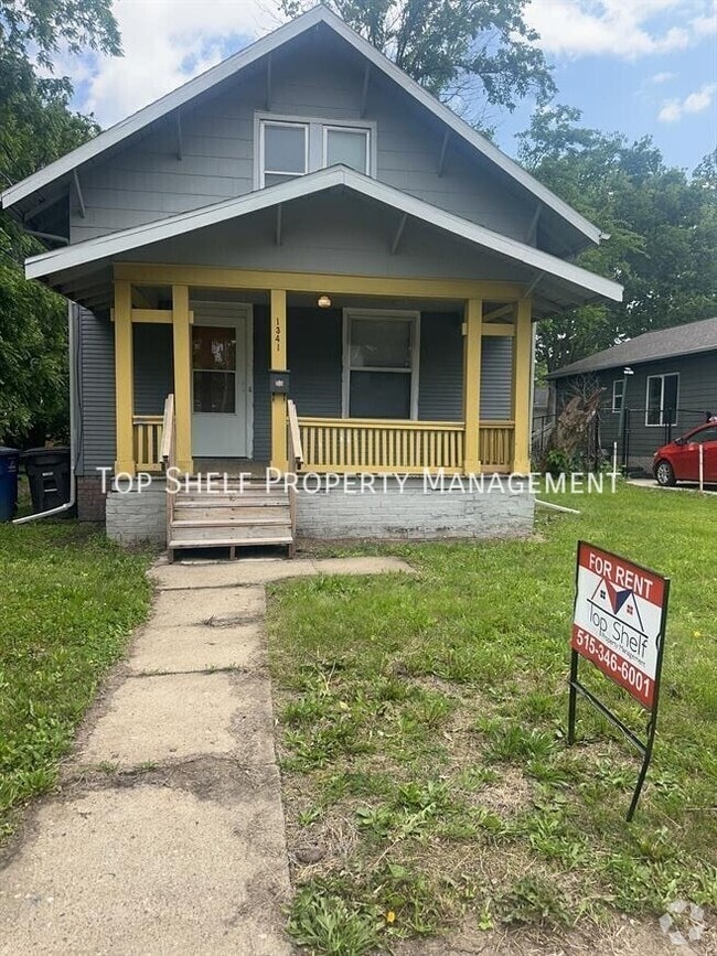 Building Photo - 1341 18th St Rental