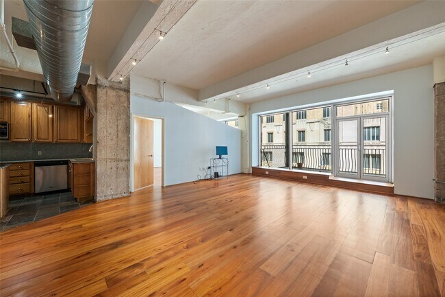 Photo - 711 Main St Unit 601
