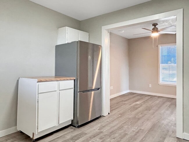 Photo - 1 Bedroom - Downstairs Duplex in Canyon Lake - Hill Country Views