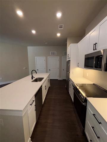 Building Photo - 111 Town Pl Unit 1270 Rental