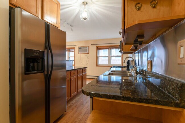 Photo - 313 Elgin Ave Unit 201