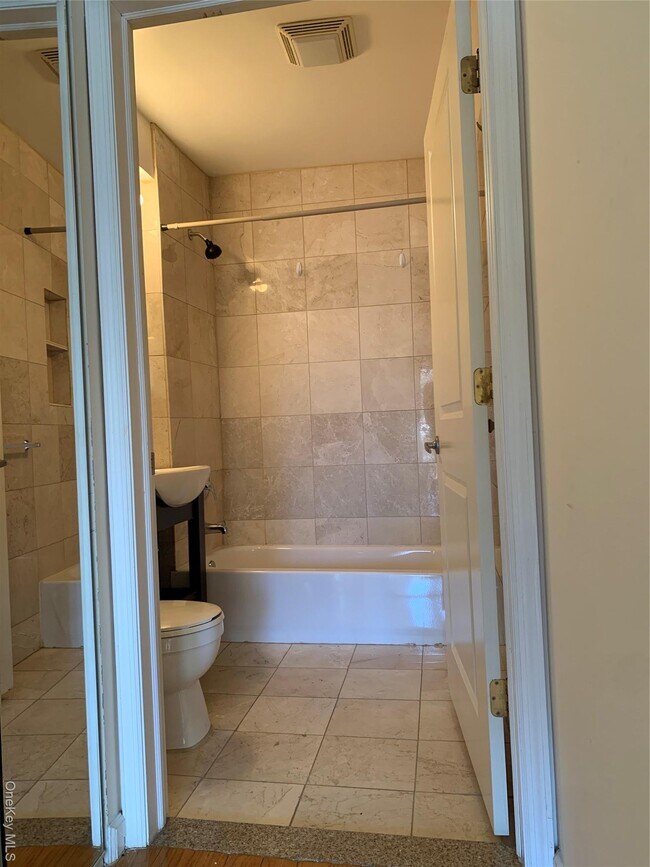 Photo - 82-65 116th St Unit 603