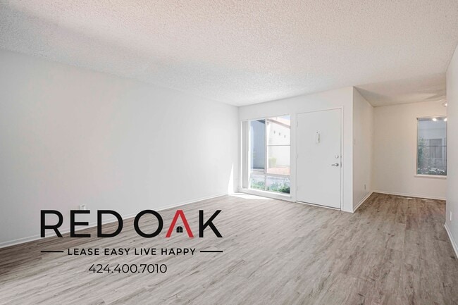 Building Photo - 550 N Santa Fe St Unit 23