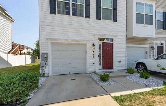 Photo - End Unit townhouse w/bump out in Ballenger Creek ready for you mid May!