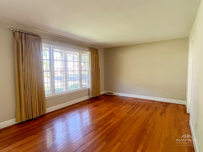 Photo - 5324 Elderbank Dr